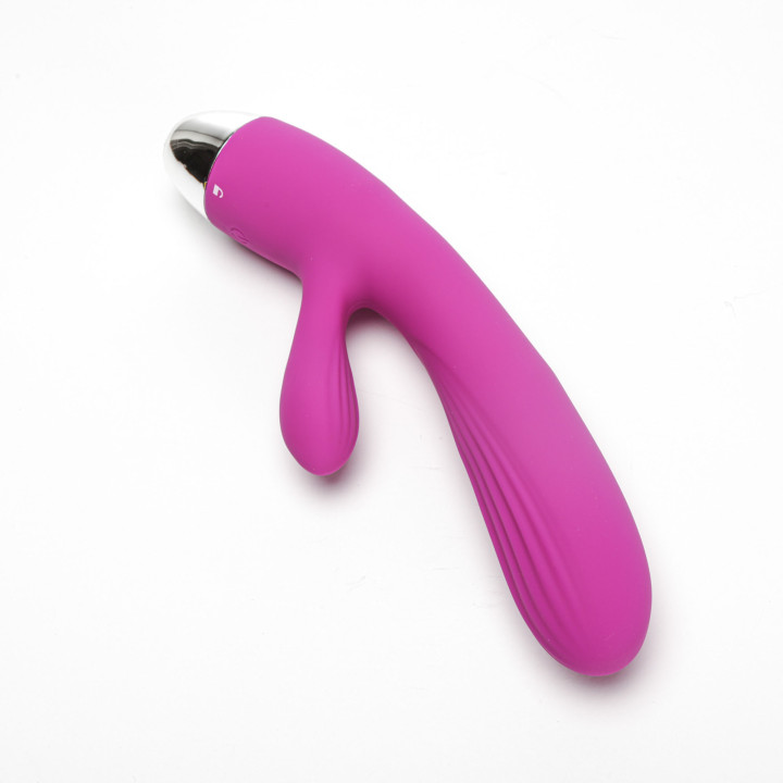 Velvet Touch wibrator silikonowy typ króliczek ładowany usb fioletowy