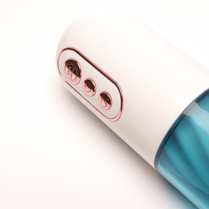 Velvet Touch masturbator z wibracją ssaniem cyberskóra ładowany usb biały